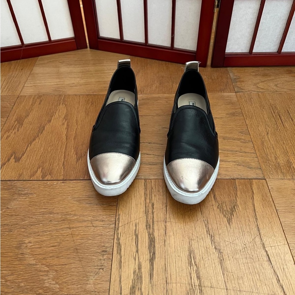 Karl Lagerfeld Black and Gold Flats